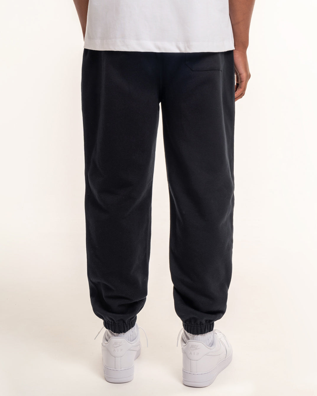 TONES® BLACK JOGGER